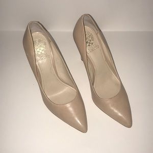 Vince Camino Nude Pumps